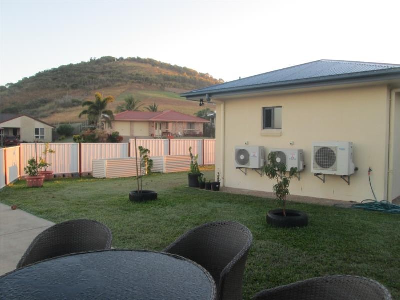 2 Paradise Way, Emu Park QLD 4710