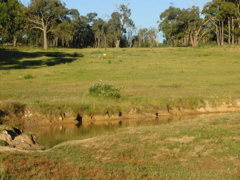 97 Horse Gully Road, Marraweeney VIC 3669