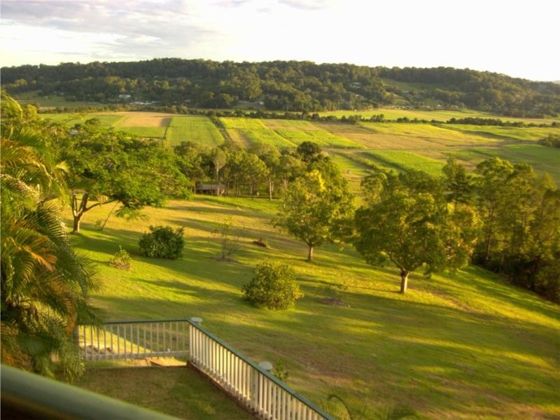 88 Francis Road, Bli Bli QLD 4560