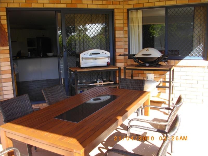 5 Couran Court, Redland Bay QLD 4165