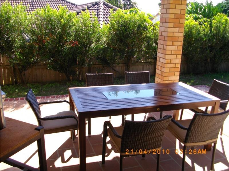 5 Couran Court, Redland Bay QLD 4165
