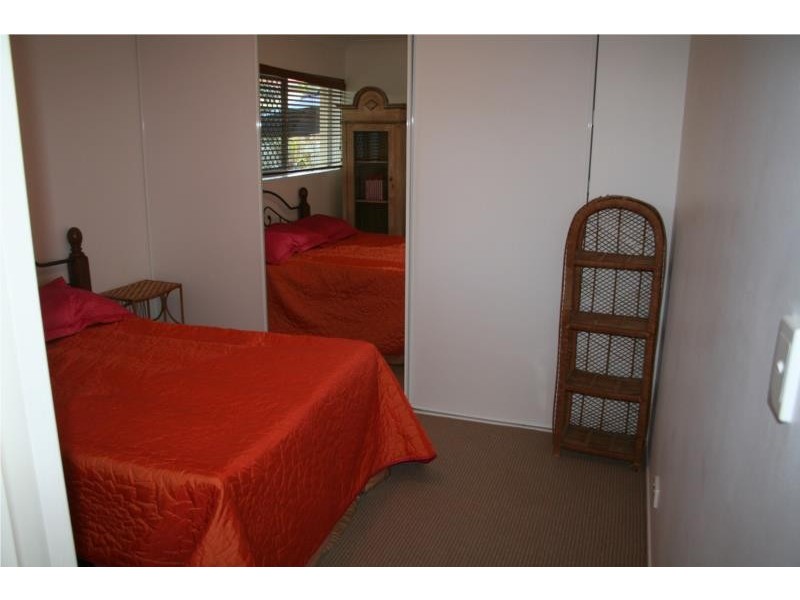 1/26 Navy Street, Holland Park West QLD 4121
