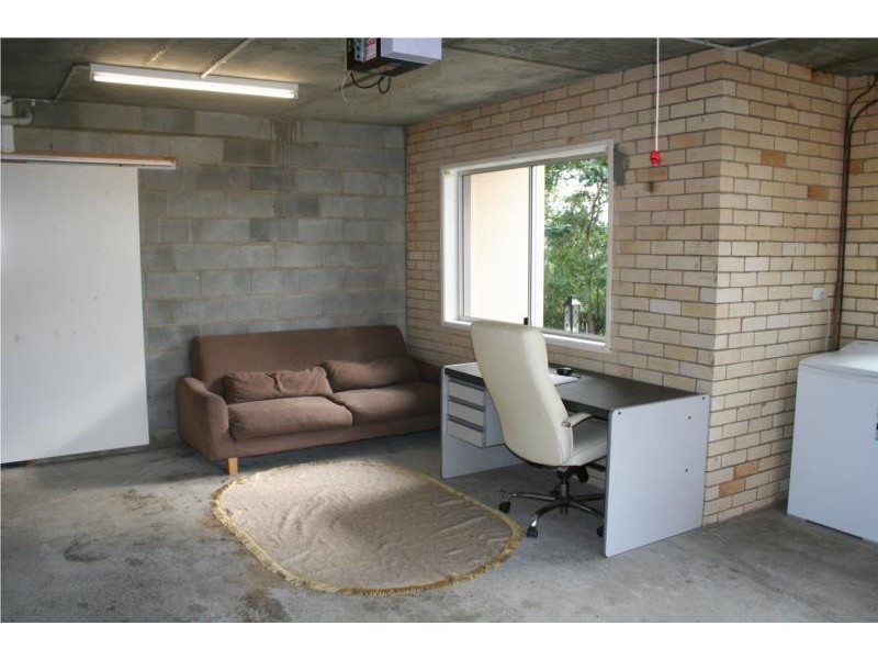 1/26 Navy Street, Holland Park West QLD 4121