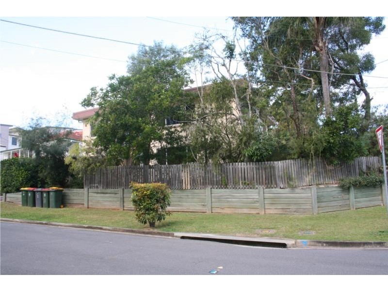 1/26 Navy Street, Holland Park West QLD 4121