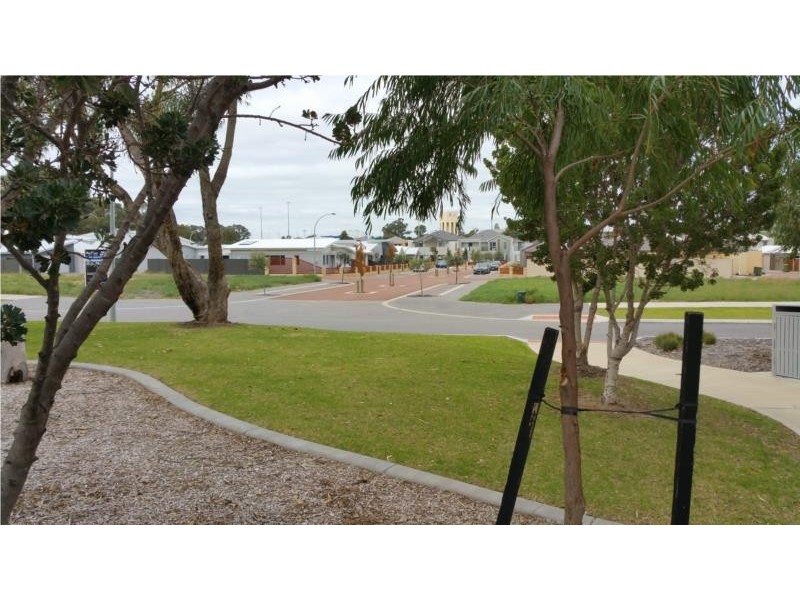 21 Kaalak Lane, Mandurah WA 6210