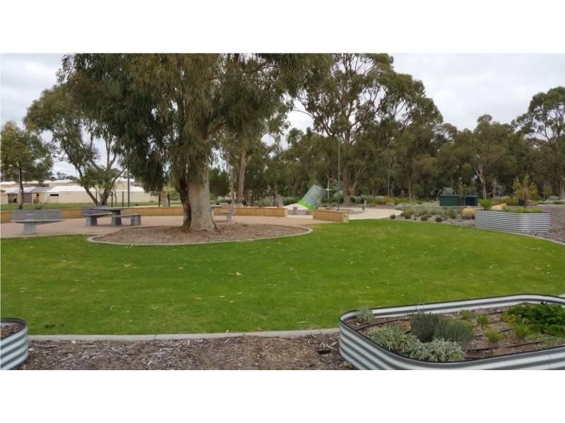 21 Kaalak Lane, Mandurah WA 6210