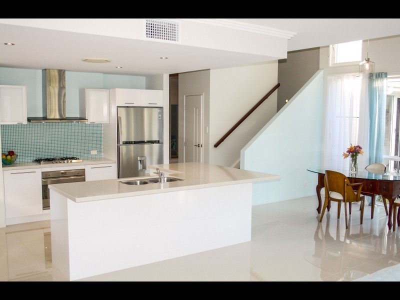 32 Campbellville Circuit, Pelican Waters QLD 4551