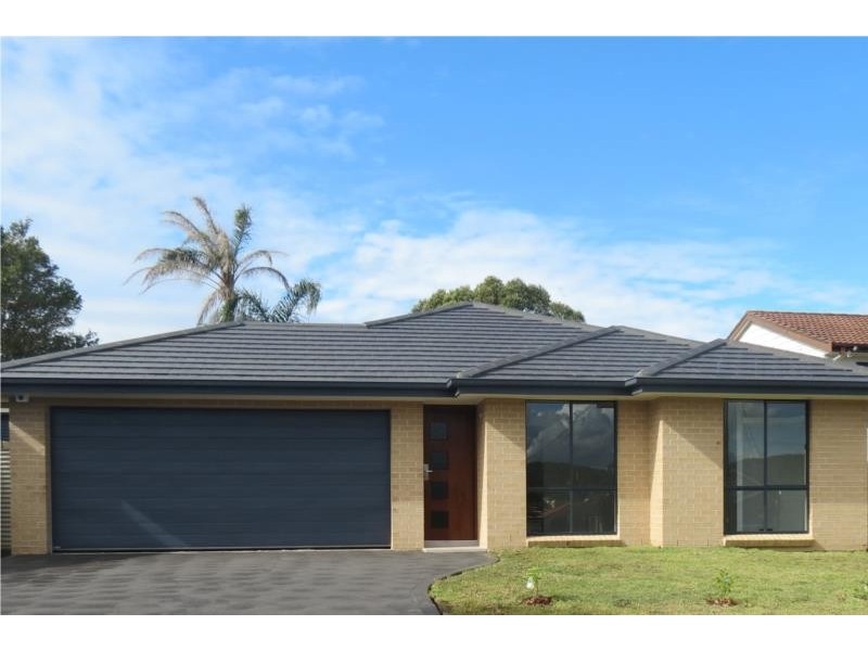 64 Lumby Drive, Bateau Bay NSW 2261