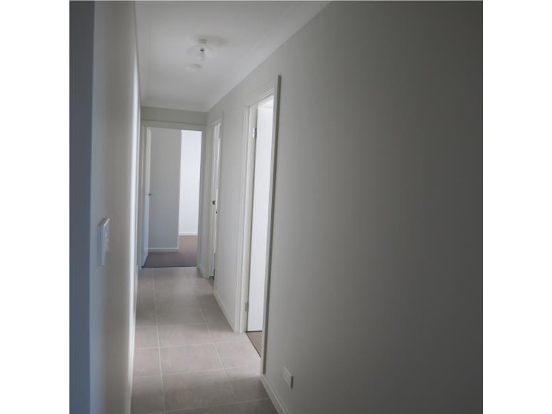 64 Lumby Drive, Bateau Bay NSW 2261