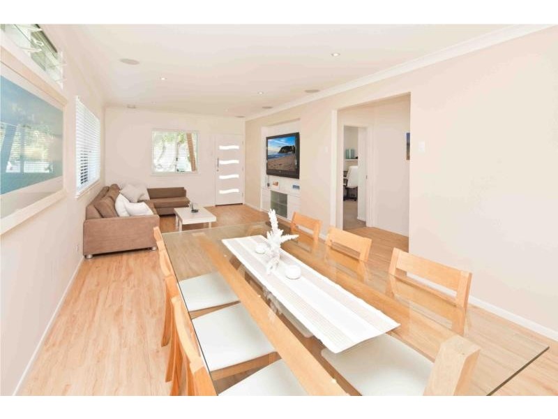 13 Harris Street, Labrador QLD 4215