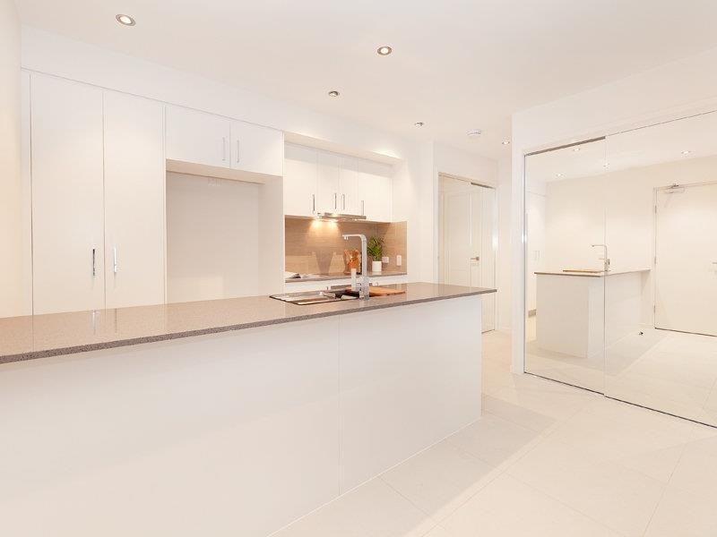 2 Little Bennett Street, Norman Park QLD 4170