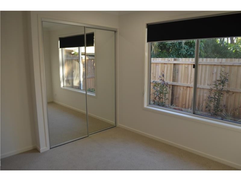 2/1 Jippi Avenue, Southport QLD 4215