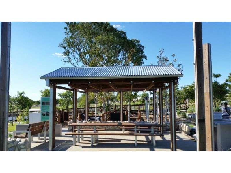 2 Bluestone Drive, Logan Reserve QLD 4133