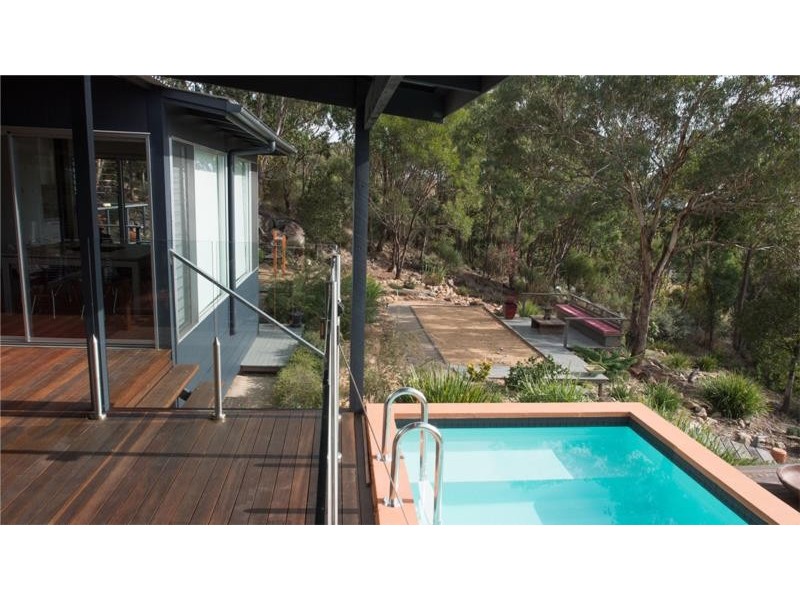 37 Roberts Road, Stanthorpe QLD 4380