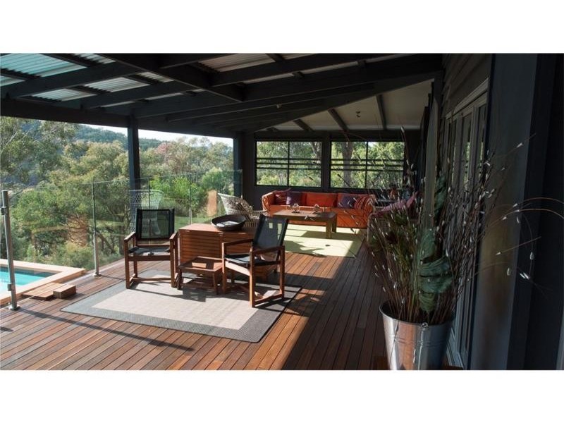 37 Roberts Road, Stanthorpe QLD 4380