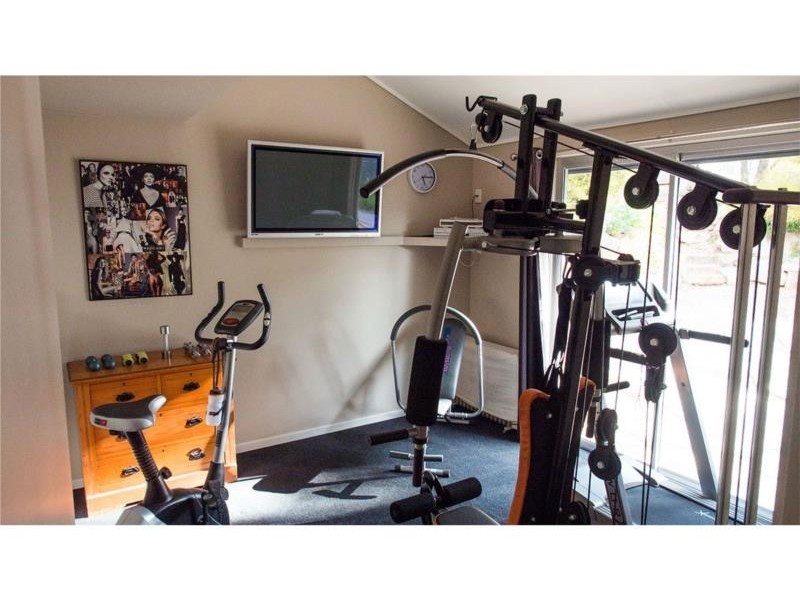 37 Roberts Road, Stanthorpe QLD 4380