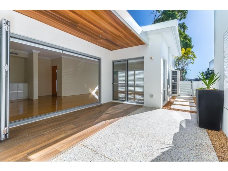 7 Balandi Way, City Beach WA 6015