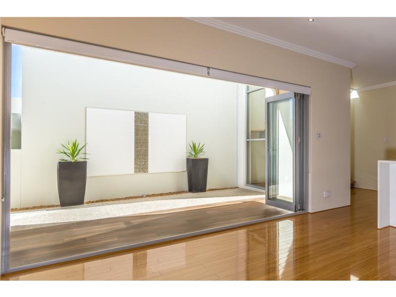 7 Balandi Way, City Beach WA 6015