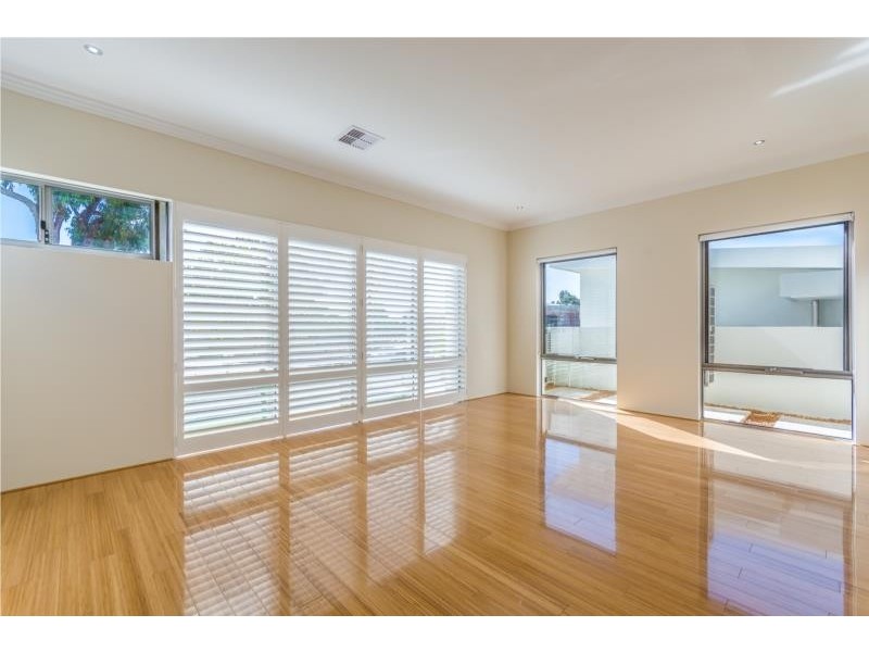 7 Balandi Way, City Beach WA 6015