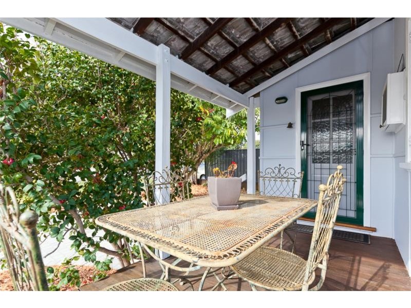 9 Toowong Street, Bayswater WA 6053