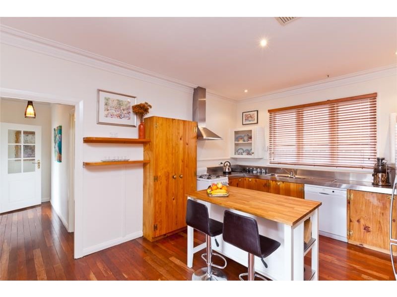9 Toowong Street, Bayswater WA 6053
