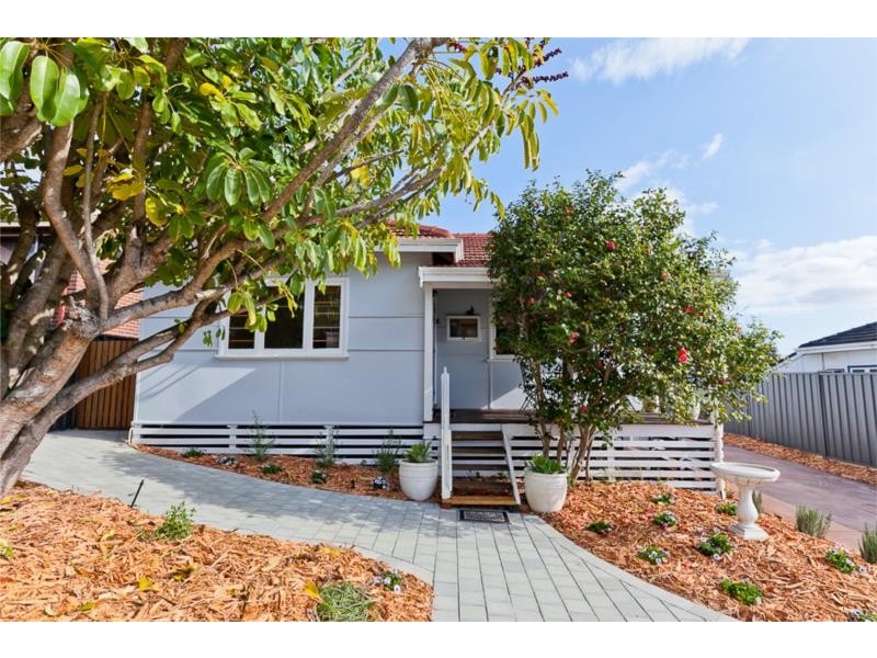 9 Toowong Street, Bayswater WA 6053
