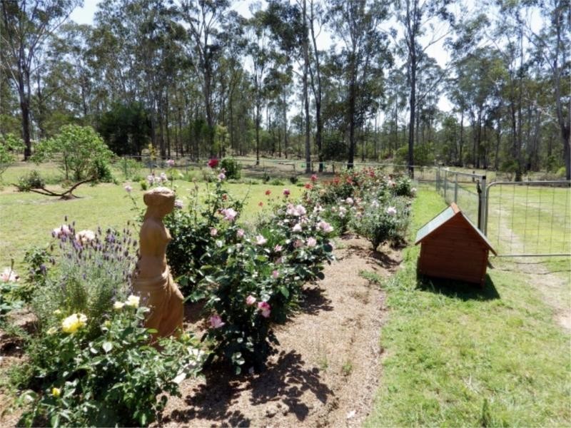 232 Franks Road, Blackbutt QLD 4306