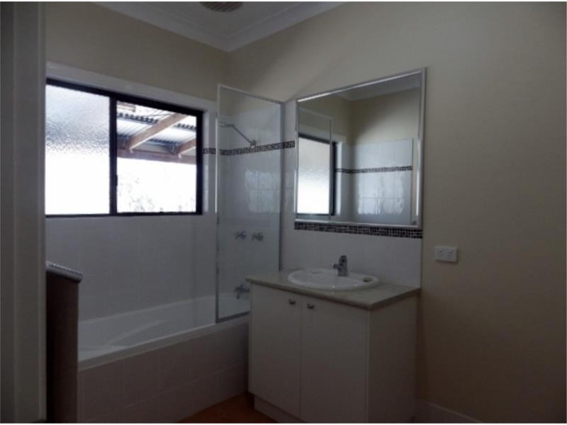 232 Franks Road, Blackbutt QLD 4306