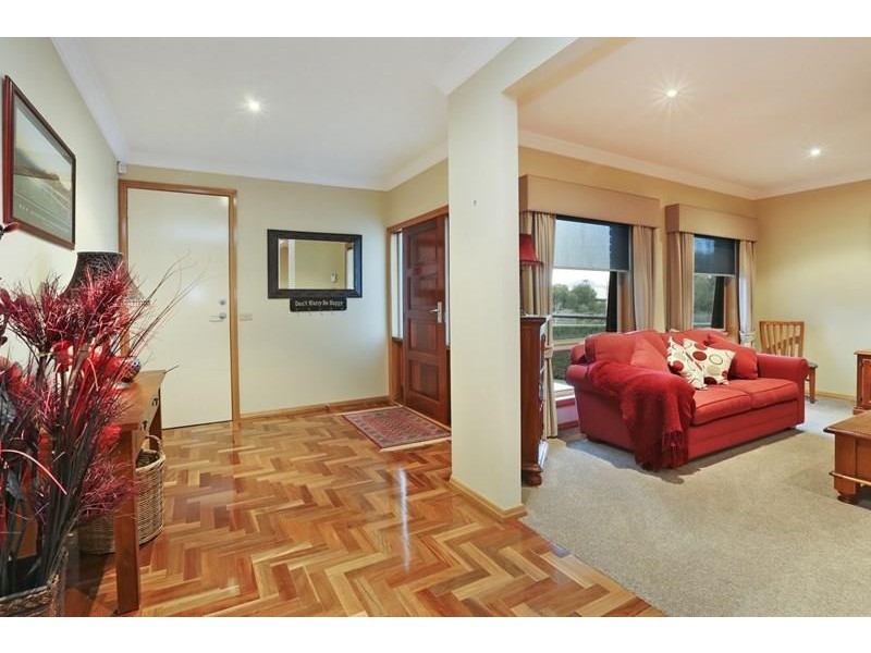 9-10 Ande Court, Highton VIC 3216