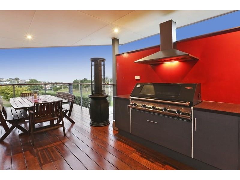 9-10 Ande Court, Highton VIC 3216