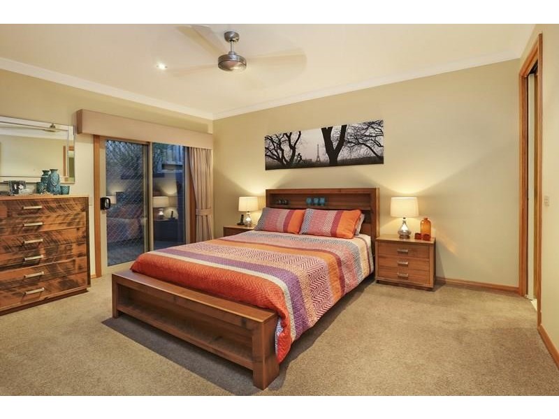 9-10 Ande Court, Highton VIC 3216