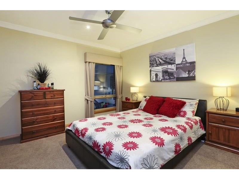 9-10 Ande Court, Highton VIC 3216