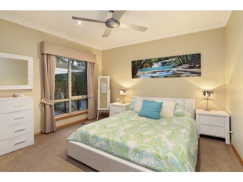 9-10 Ande Court, Highton VIC 3216