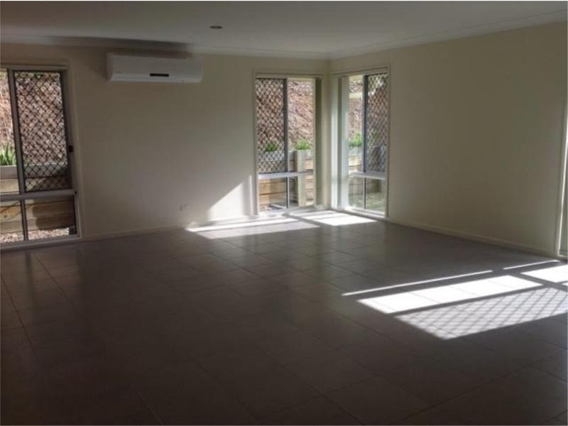 51 Sunridge Circuit, Bahrs Scrub QLD 4207