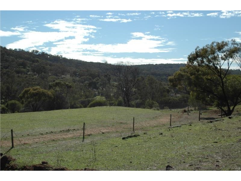 692 Julimar Road, Toodyay WA 6566