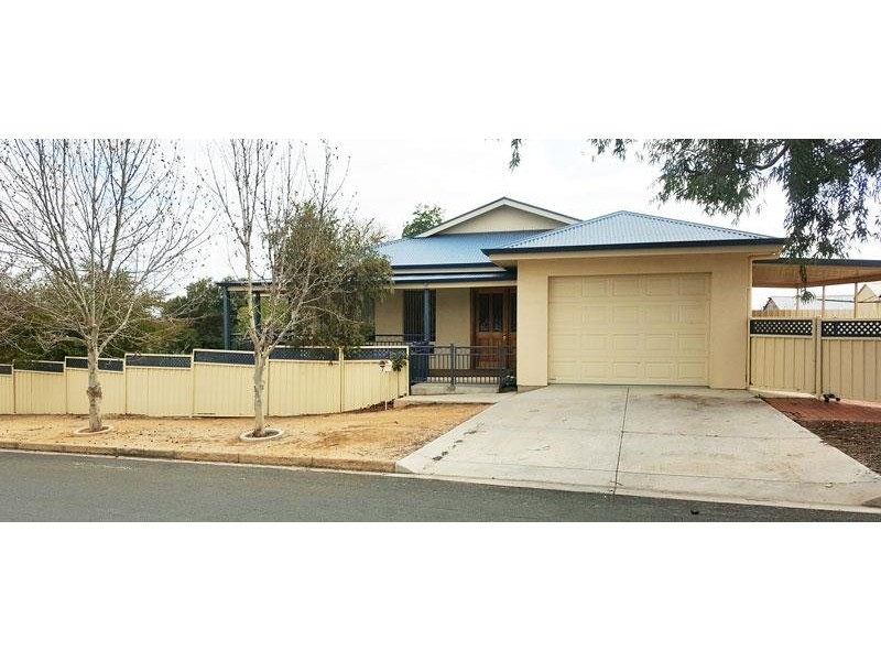 7 Henry Street, Loxton SA 5333