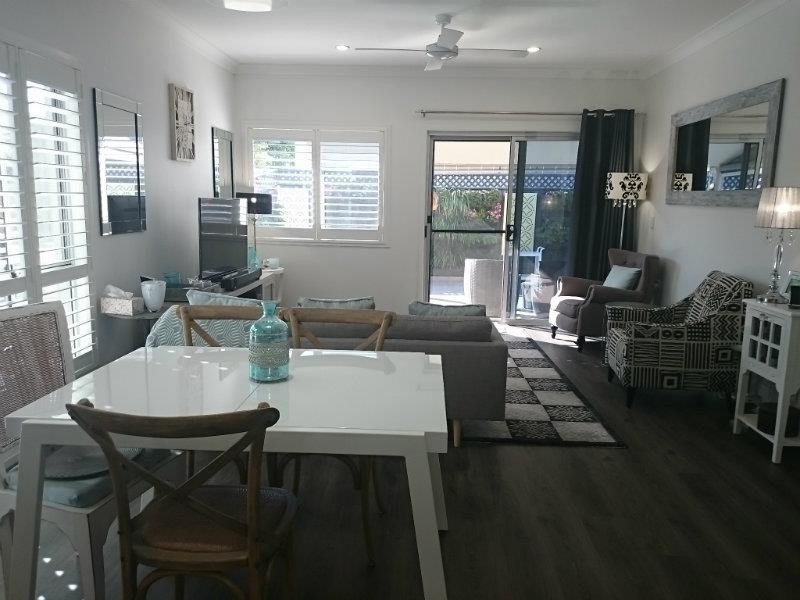 142/2 Grand Parade, Parrearra QLD 4575