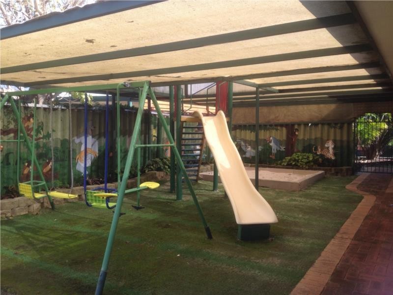 10 Paterson Road, Kelmscott WA 6111