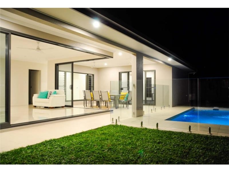 5  Bluecove Circuit, Trinity Park QLD 4879