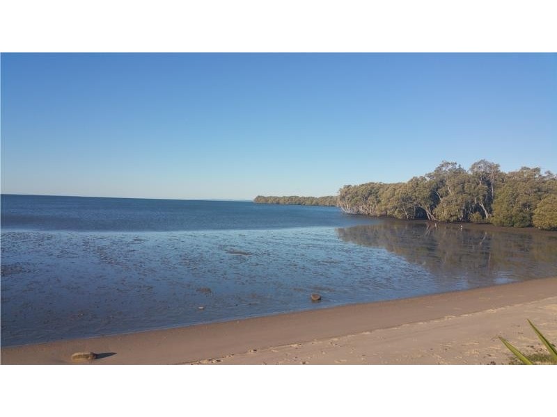 195 Esplanade South, Deception Bay QLD 4508