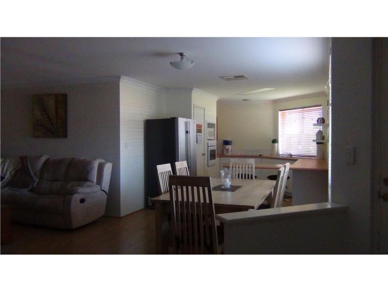 63 Seagrove Boulevard, Merriwa WA 6030