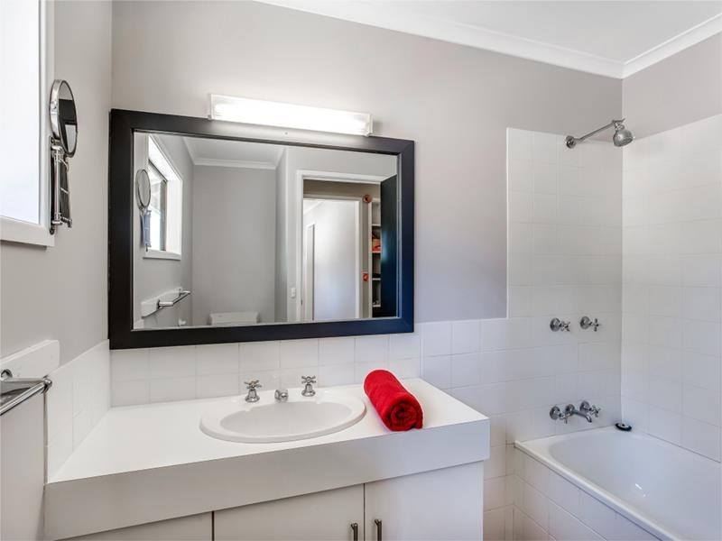 237 Kiel Mountain Road, Kiels Mountain QLD 4559