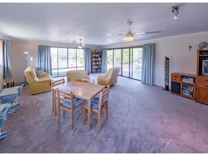 17 Royans Road, Maroondan QLD 4671