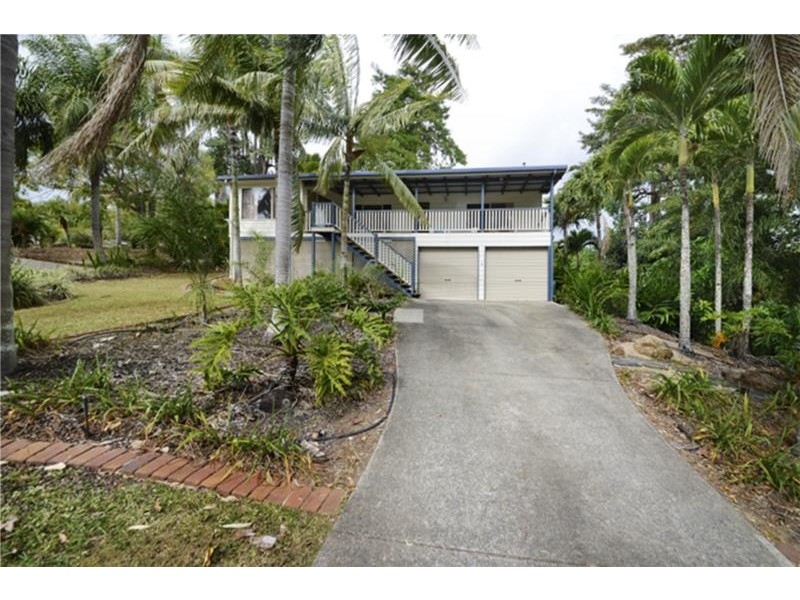 2 Hamilton Avenue, Cannonvale QLD 4802