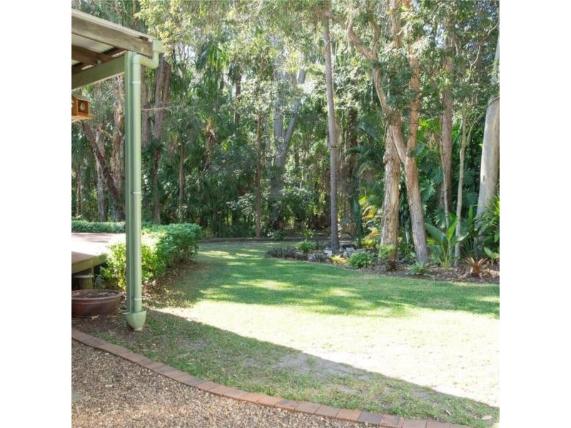 20-22 Palm Way, Dundowran Beach QLD 4655