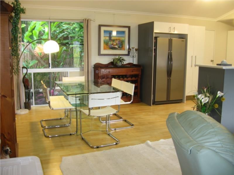 8 Adina Street, Cannonvale QLD 4802