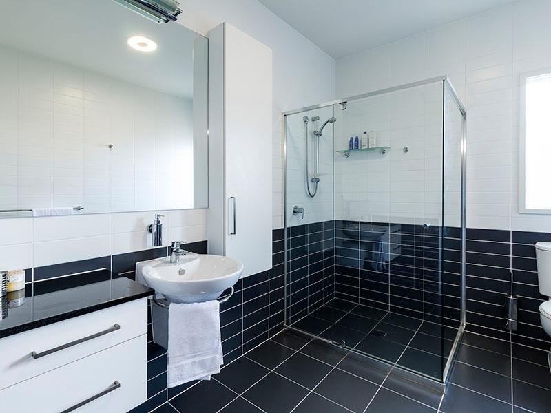 13 Sophia Street, Kenmore QLD 4069