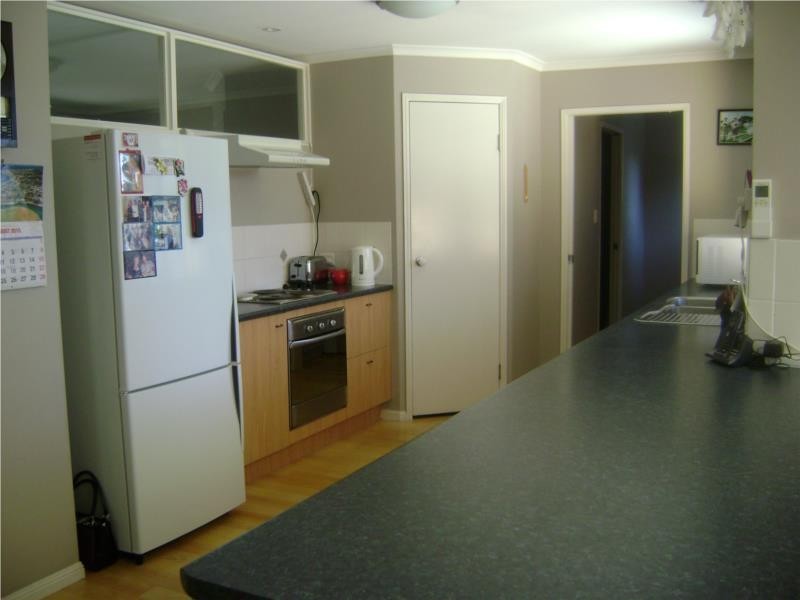 6 Kallay Street, Pacific Paradise QLD 4564