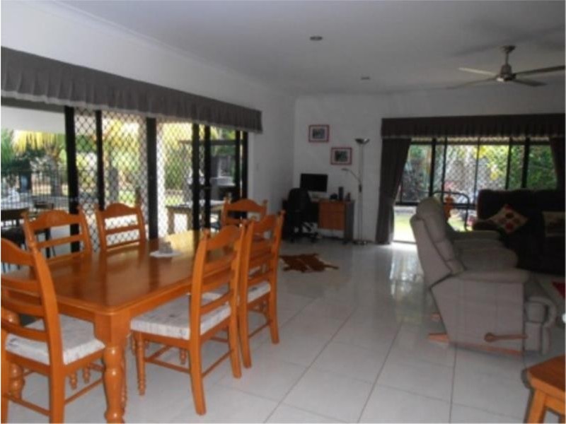 26 Pollock Close, Bentley Park QLD 4869