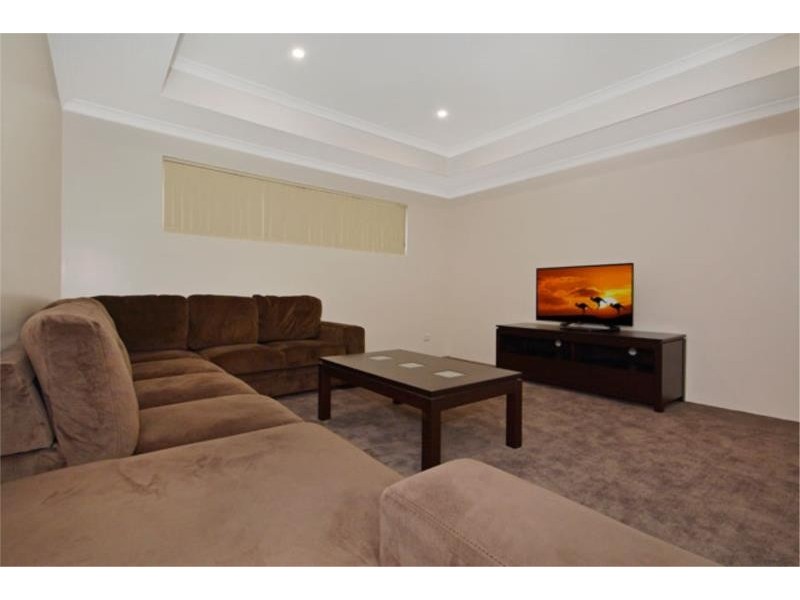 5 Menara Road, Landsdale WA 6065